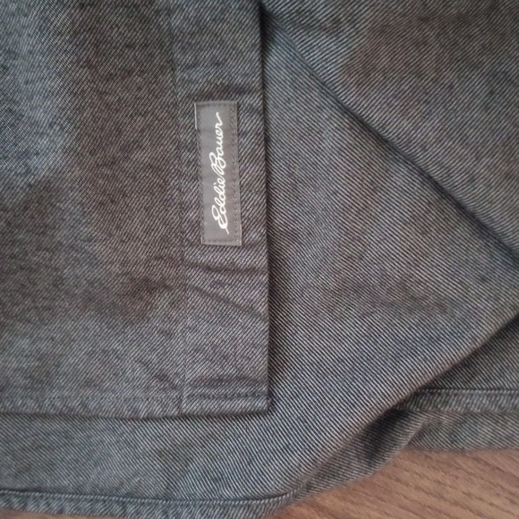 Eddie Bauer Men's Dark Grey Long Sleeve Relaxed Fit Button Flannel Shirt, XLT - Picture 8 of 11